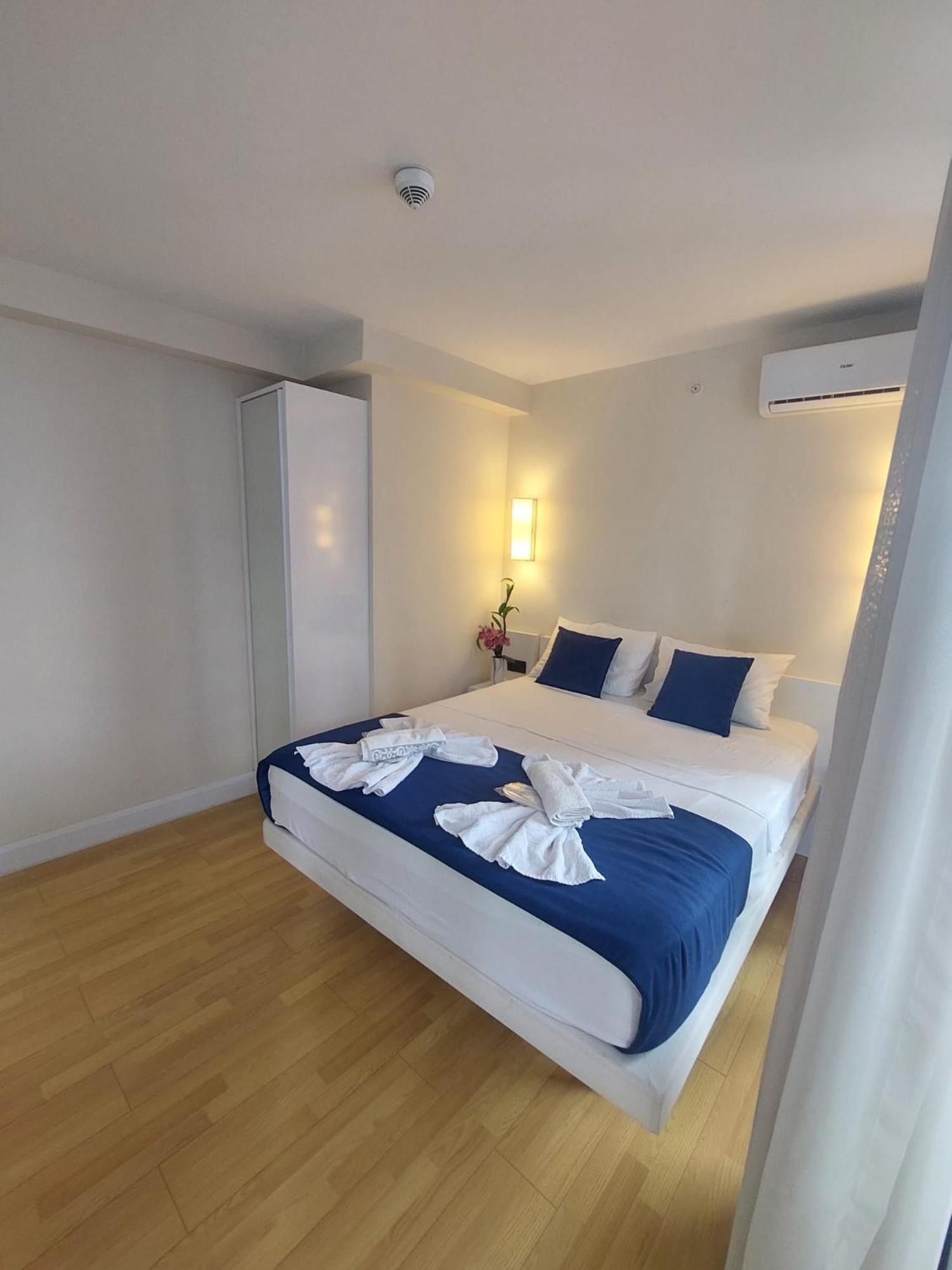 Natalia -Apartments In - Orbi City Batoemi Buitenkant foto