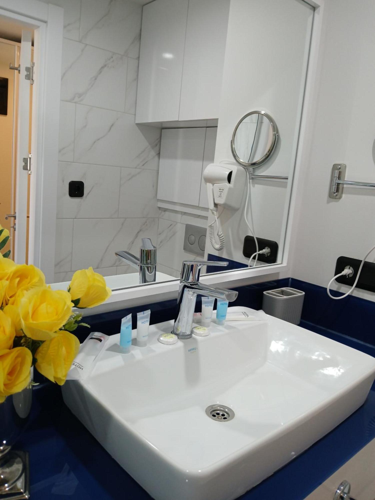 Natalia -Apartments In - Orbi City Batoemi Kamer foto